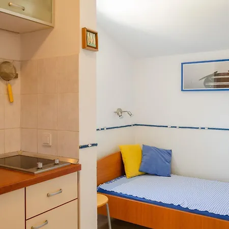 With Parking Space Cove Gradina, Korcula - 25513 Daire