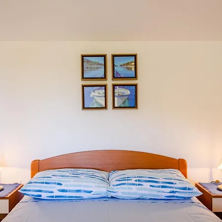With Parking Space Cove Gradina - Korcula - 25513